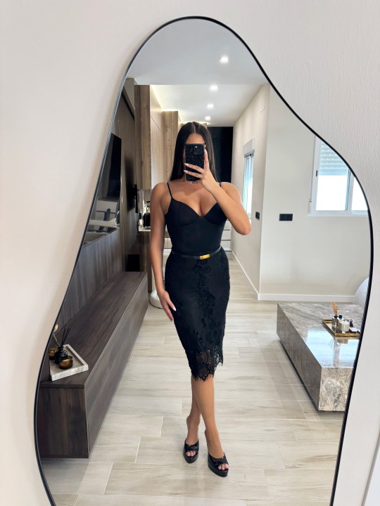 FALDA MIDI ENCAJE - NEGRA