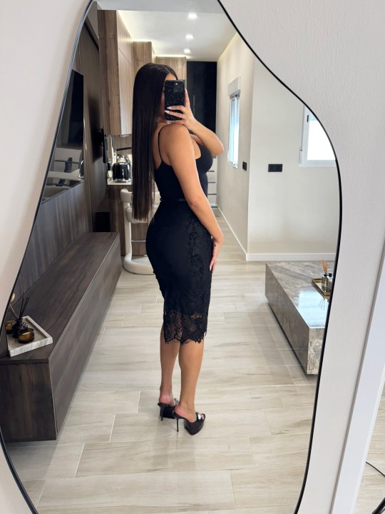 FALDA MIDI ENCAJE - NEGRA