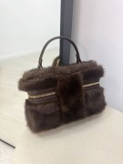 BOLSO VANITY PELO - MARRÓN
