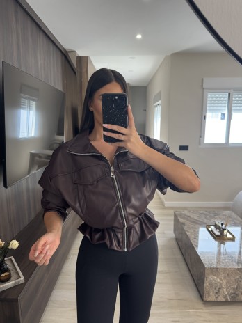 CHAQUETA POLIPIEL - BURDEOS