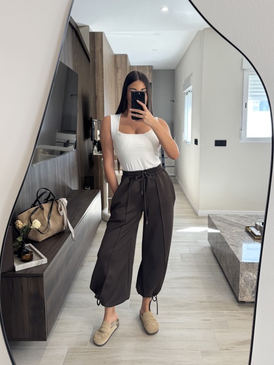 PANTALÓN CHÁNDAL LAZADA - MARRÓN