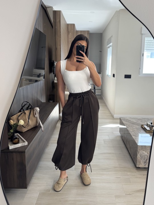 PANTALÓN CHÁNDAL LAZADA - MARRÓN