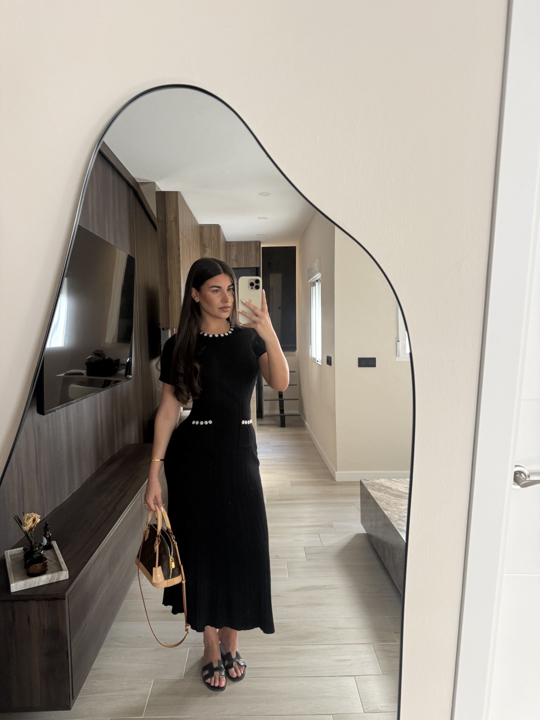 VESTIDO SANDRO PUNTO PERLAS - NEGRO