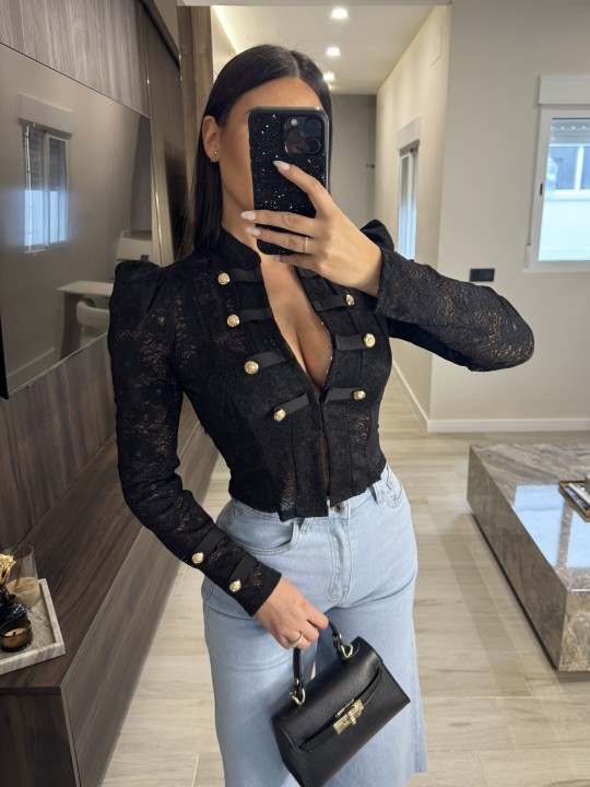 TOP MARIELA EXCLUSIVO - NEGRO