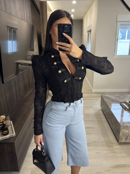 TOP MARIELA EXCLUSIVO - NEGRO