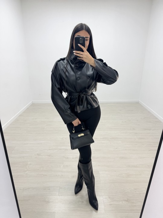 GABARDINA CROP POLIPIEL - NEGRA