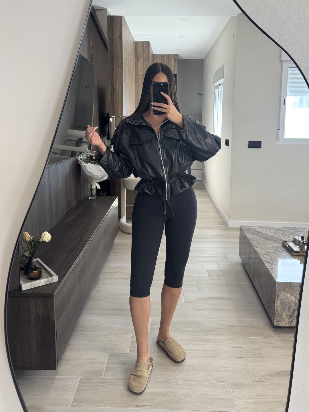 CHAQUETA POLIPIEL - NEGRA
