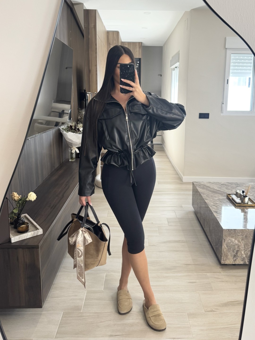 LEGGINS LICRA FRÍA CAPRI - NEGRO