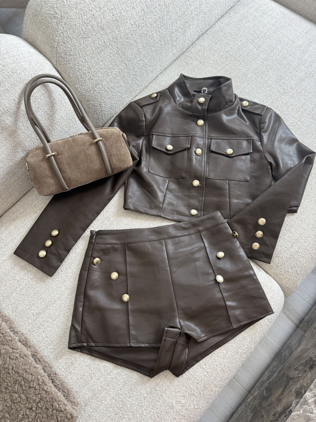 CONJUNTO EXCLUSIVO PAULA - MARRÓN