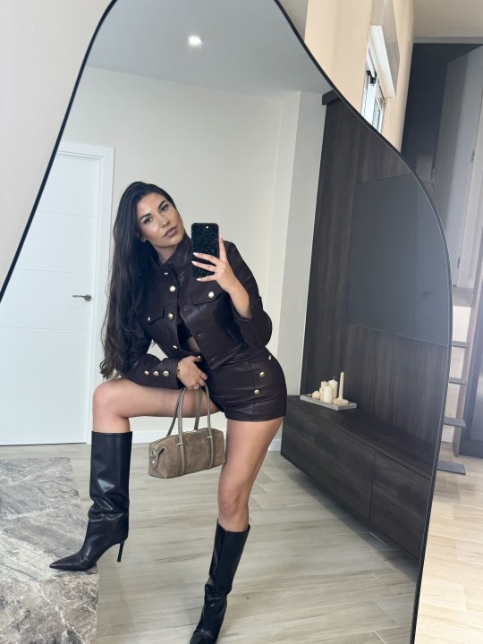 CONJUNTO EXCLUSIVO PAULA - BURDEOS