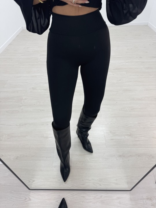 LEGGINS LICRA FRÍA - NEGRO