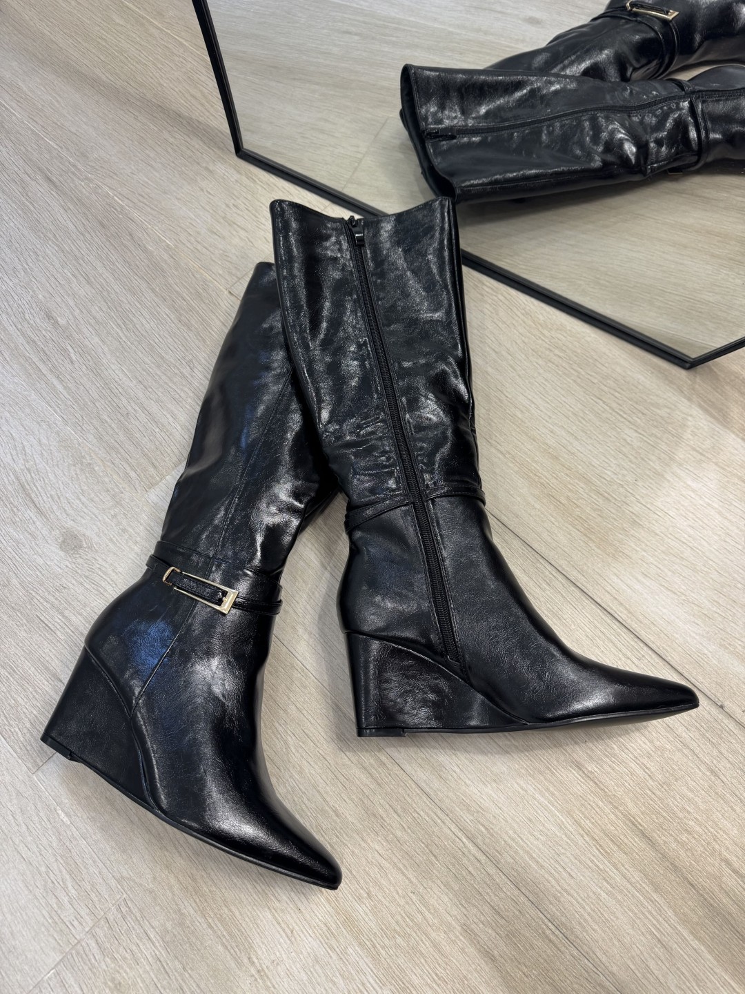 BOTA ARI CUÑA - NEGRO