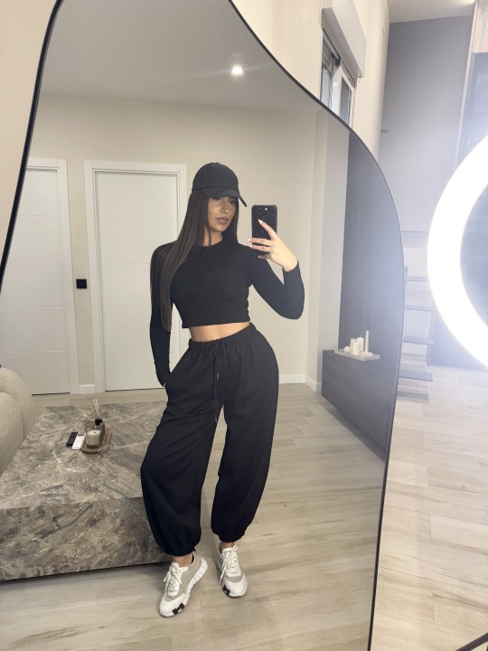 PANTALÓN JOGGER PUÑO - NEGRO