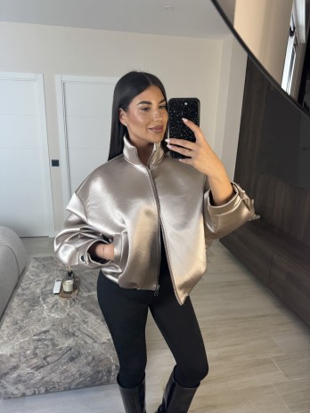 BOMBER SATINADA - GRIS