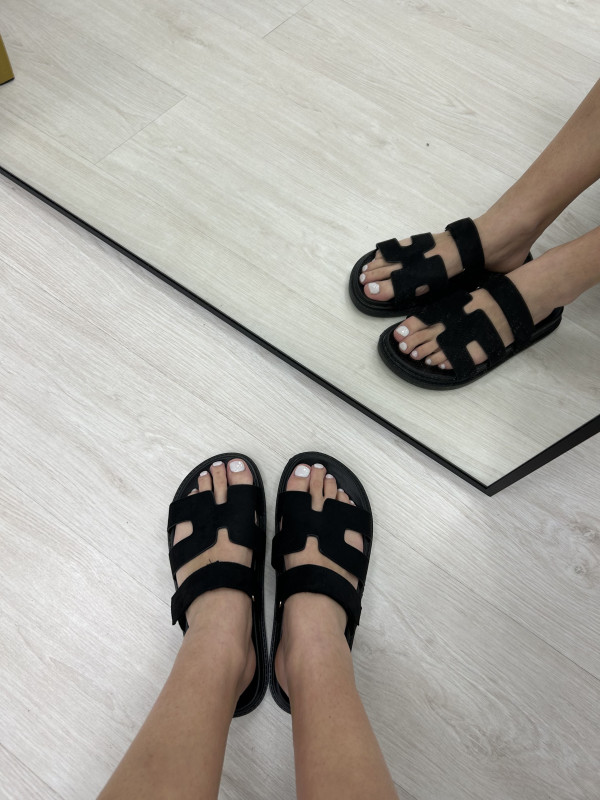 SANDALIAS HERMS NEGRAS