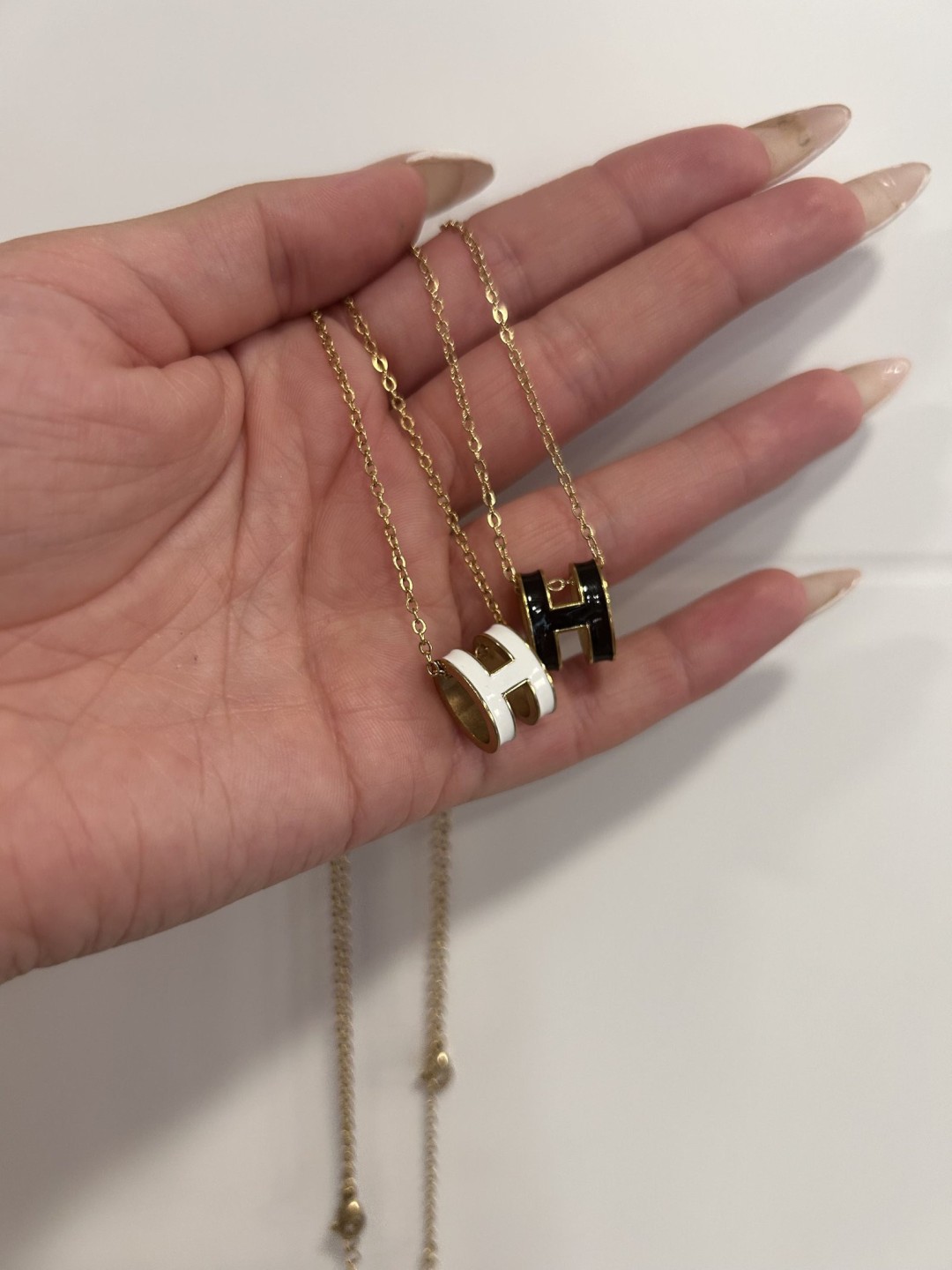 COLLAR HERMS