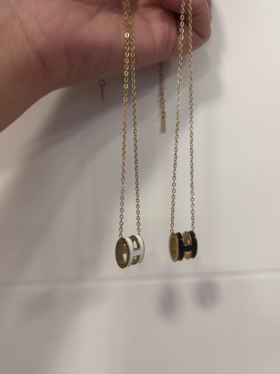 COLLAR HERMS